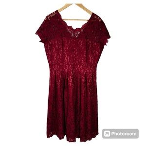 NWT Women’s Lace Burgundy Red Dress Lined Zip Up XL